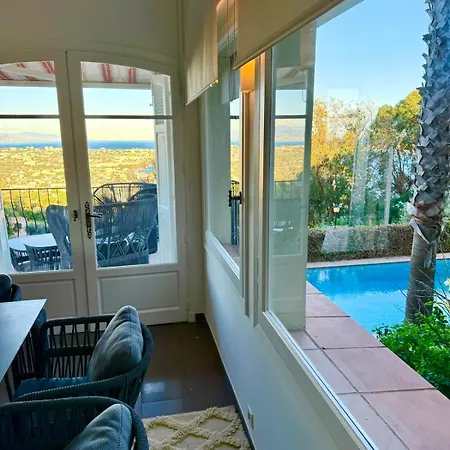 Prestigious In Cannes With Stunning Sea Views Villa Vallauris
