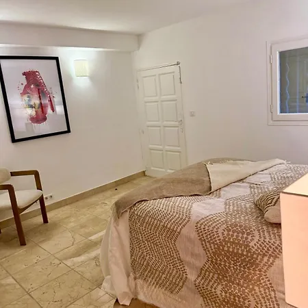 Prestigious In Cannes With Stunning Sea Views