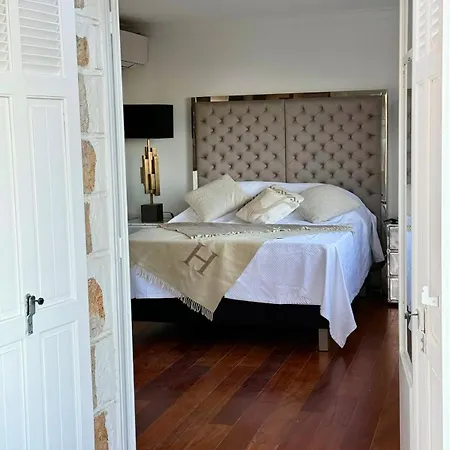 Prestigious In Cannes With Stunning Sea Views *